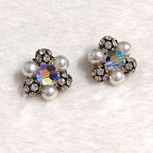 Vintage 60's Rhinestone & Faux Pearl Clip Earrings